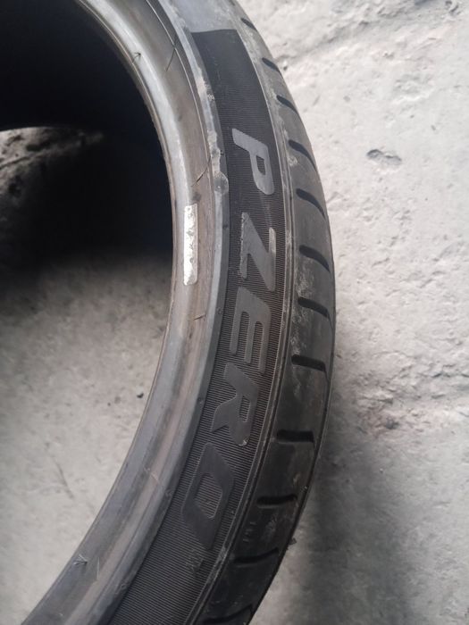 235.35.19 Pirelli 4шт лето БУ склад шины резина из Европы 35 R19