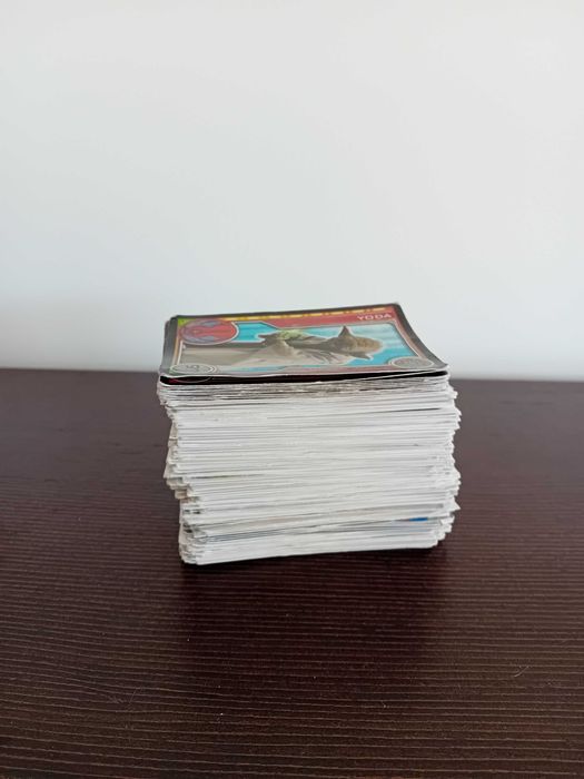 Cartas de star wars em muito bom estado e um ótimo preço