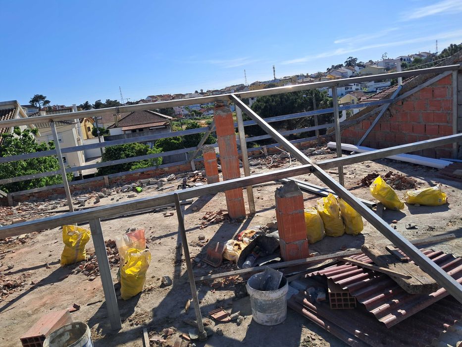 serralheria  e telhados  em telhas sanduich melhor preço  em portugal