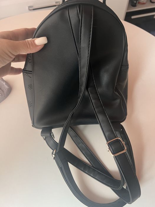 Рюкзак , сумочка