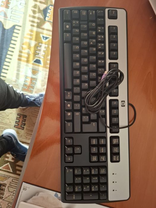 Computador completo para desocupar