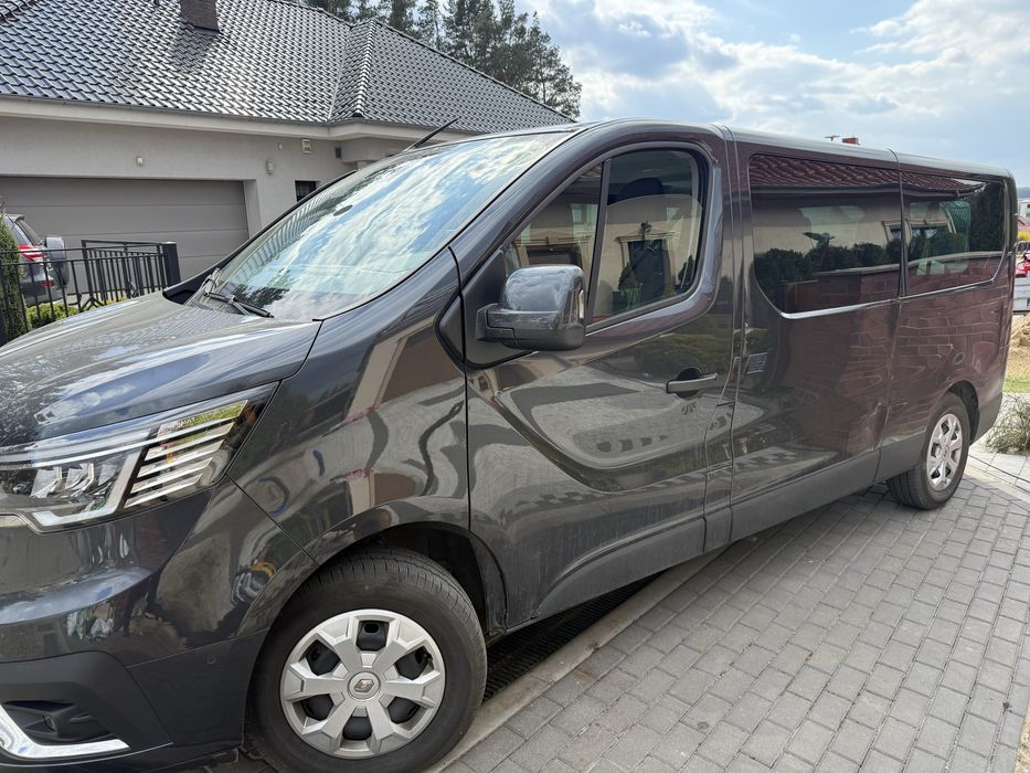 Wynajem busów 9 osobowych , dostawczych , przyczepek