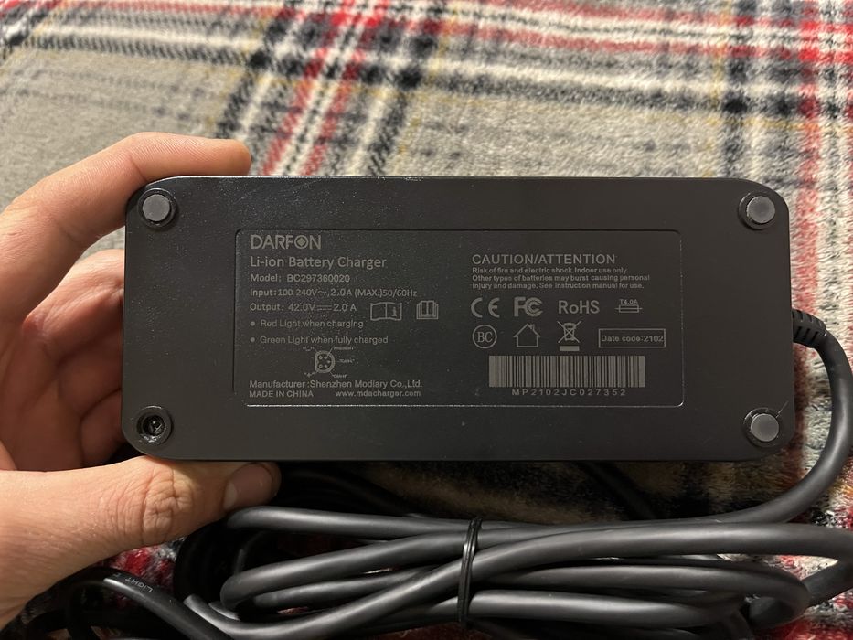 Зарядний пристрій Darfon