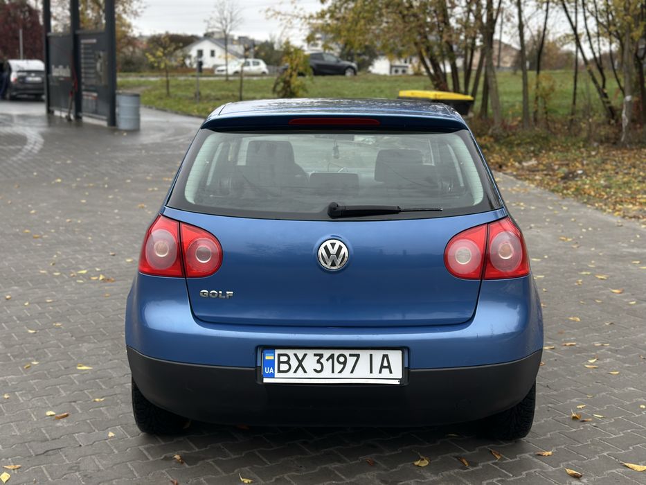 Volkswagen Golf 5 Гарний стан!