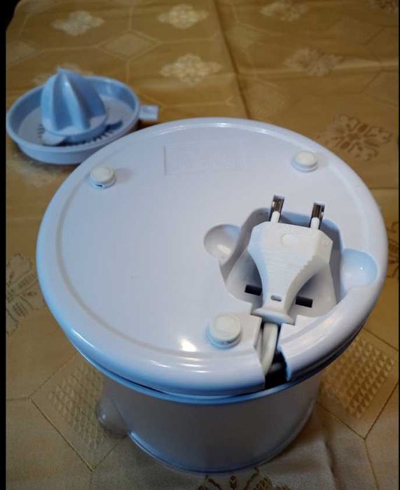 Електрична соковижималка для цитрусових BRAUN