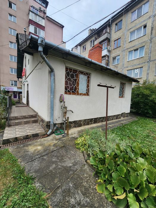 Продається будинок 120 м² у центрі – ідеальний для життя та бізнесу