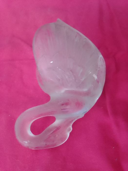 Very beautiful decorative swan piece, only €2, excellent condition64297670045698120