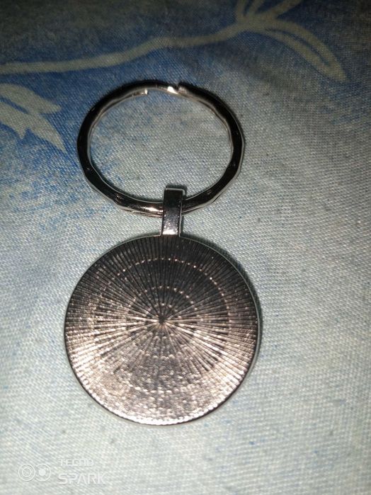 Брелок на ключи.