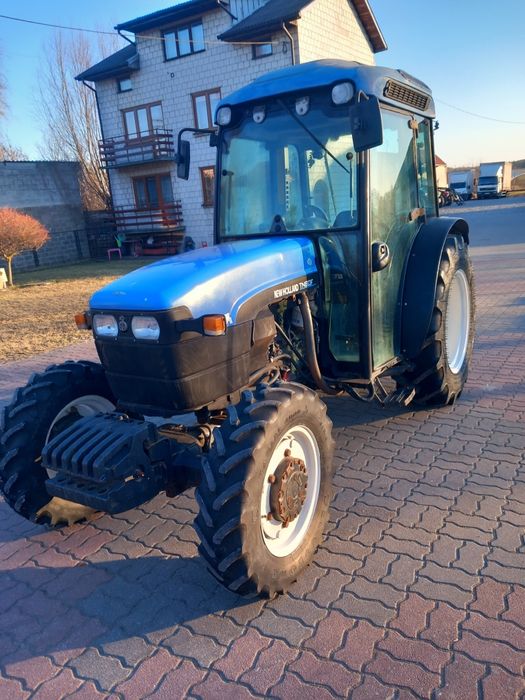 New Holland TN 80 F sadowniczy ogrodniczy sadownik  brutto