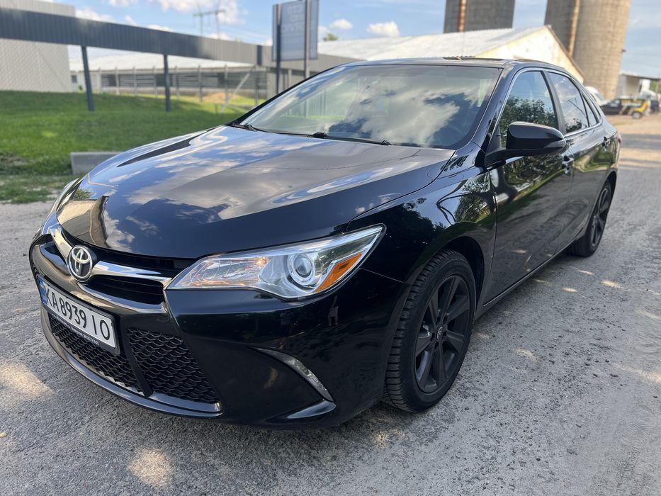 Toyota Camry 2015