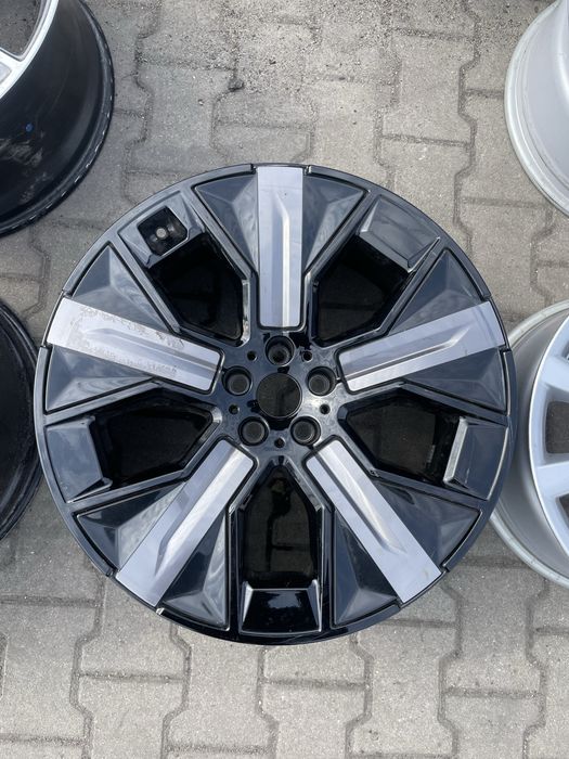1x felga bmw  iX iX20 xDrive 9x21 IS36