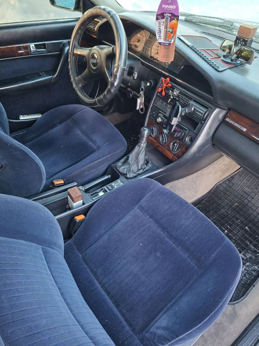 Продам ауді 100с4 кватро