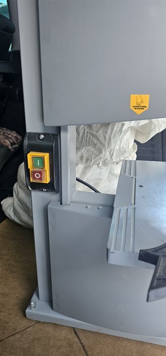 Продам пилку стрічкову TITAN