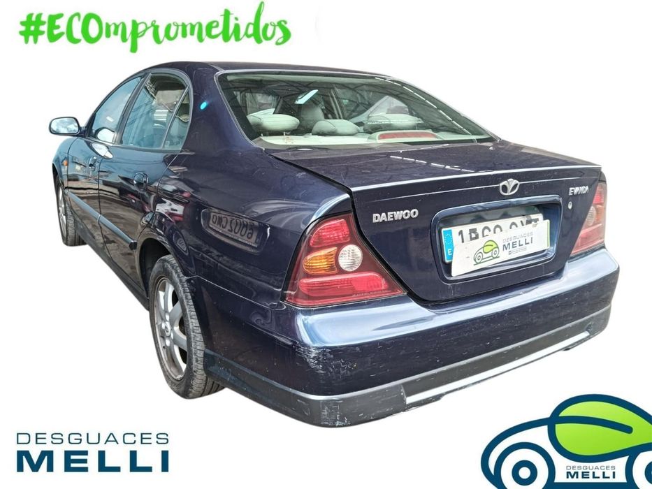 Guarda-Lamas Frente Direito Daewoo Evanda