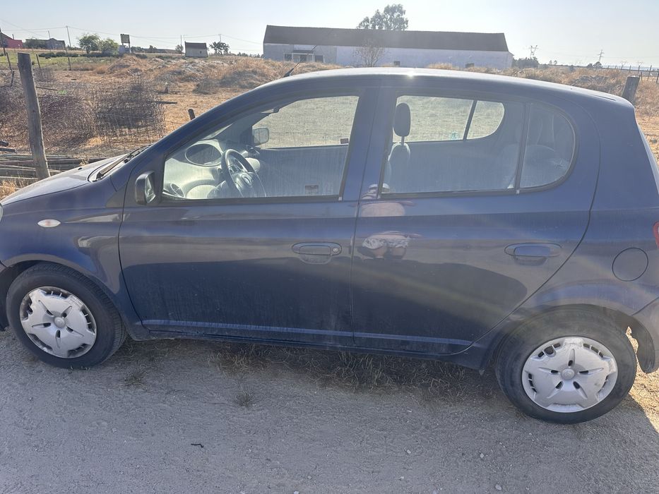 Toyota Yaris — fotografia 2