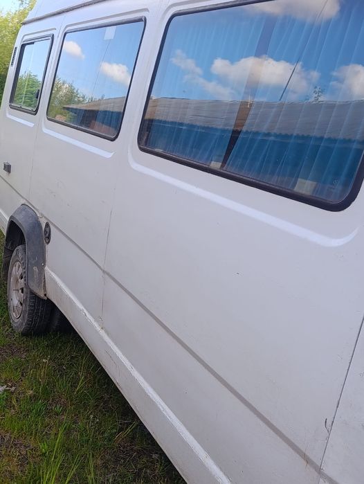 Продам Mersedes-Benz 410 пас на Спарці !!!
