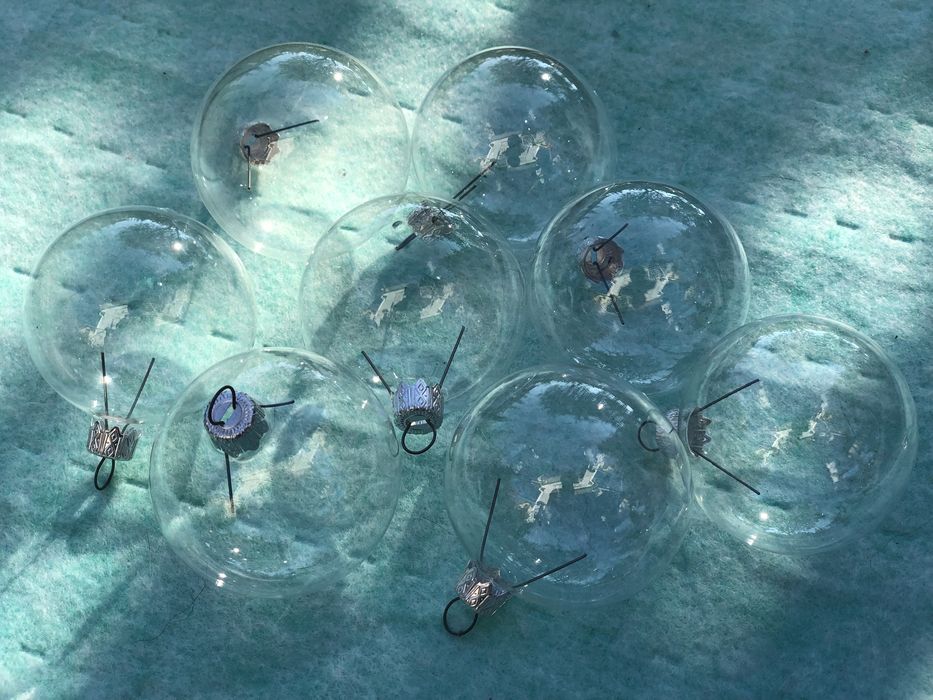 Новогодние шары для декорирования