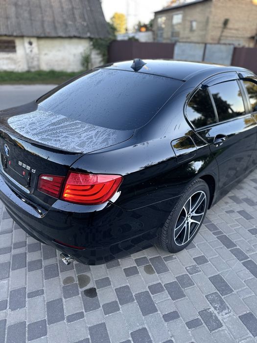 F10 523i 2011 рік