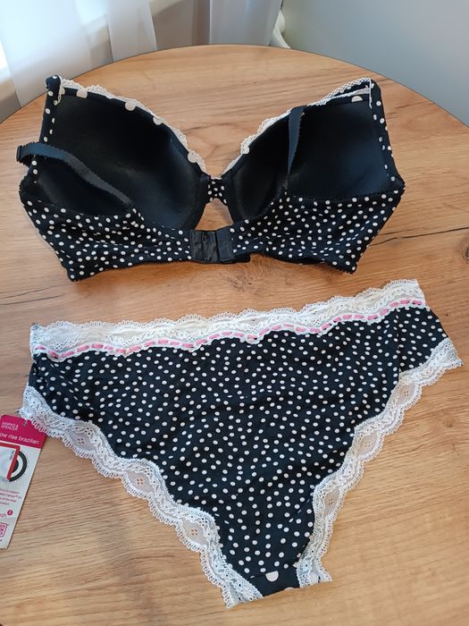 Новий комлект білизни