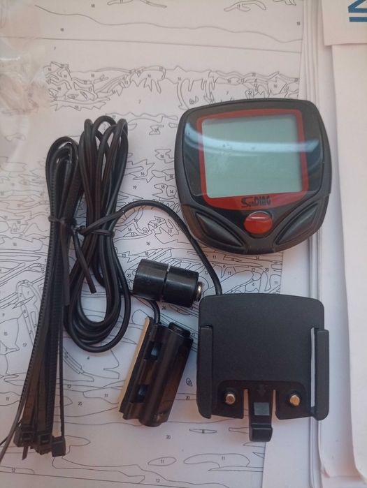 Велокомп'ютер новий