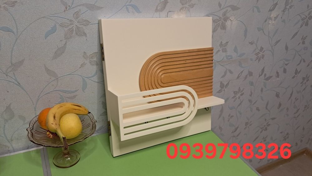 Ключница на электрощиток с полкой  из дерева