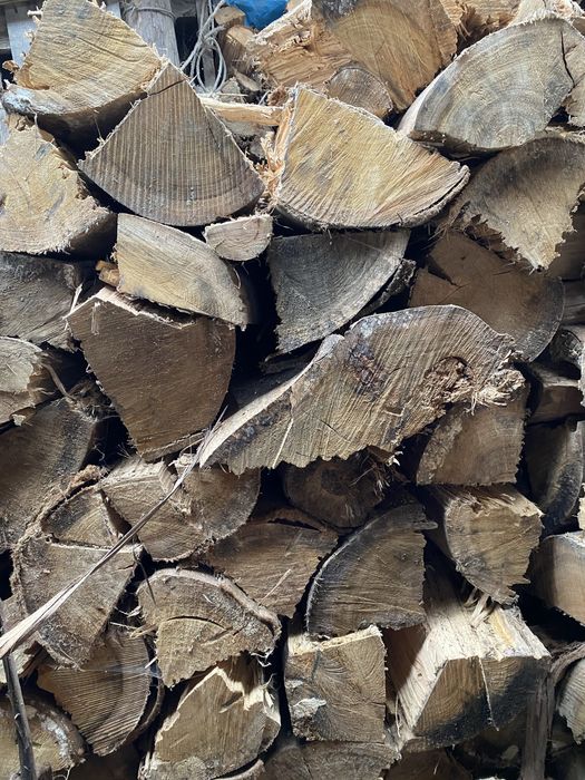 Lenha exelente qualidade.