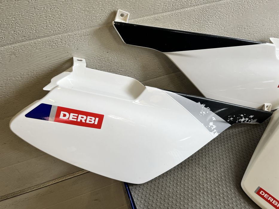 Zadupek derbi senda gilera owiewki ogon
