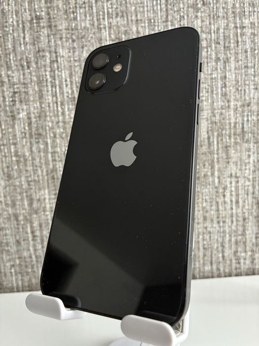 Apple Iphone 12 на 64 Gb