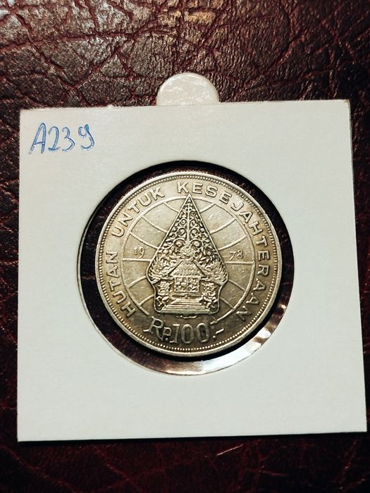 Moneta Indonezja 100 rupi 1971 gospodarka leśna