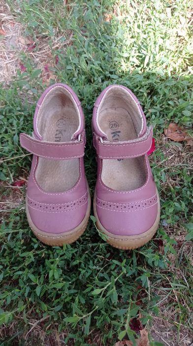 Туфлі кросівки балетки