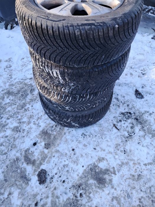 Opony zimowe 215/55/16 z felgami opel