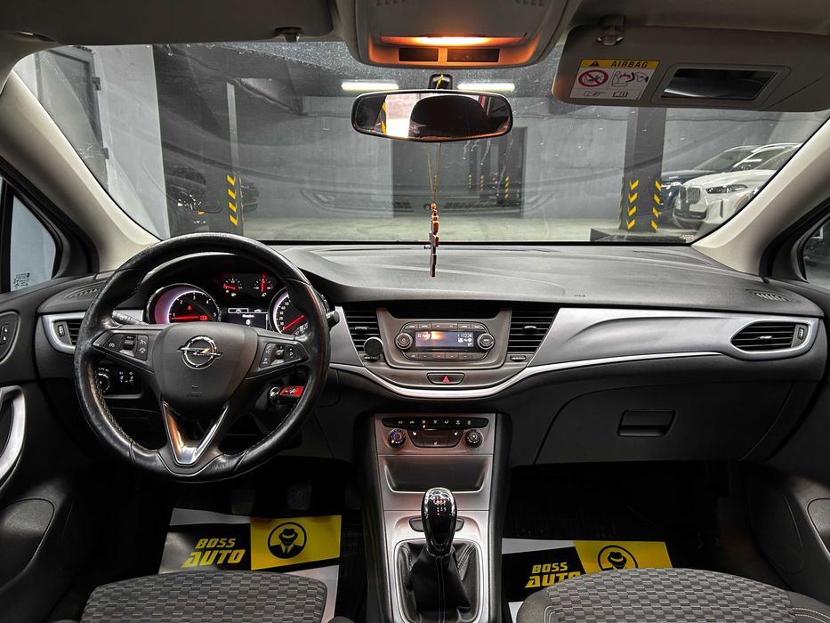 Opel Astra 2016