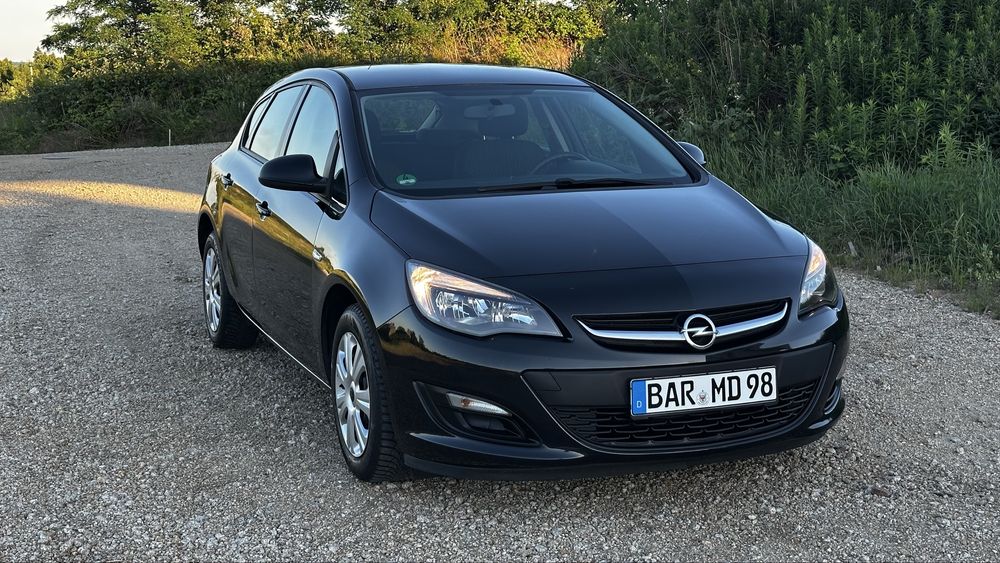 Opel Astra 1.4 Benzyna | 2013 r. | Po serwisie |
