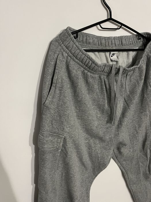 Spodnie dresowe nike club flecce bojówki