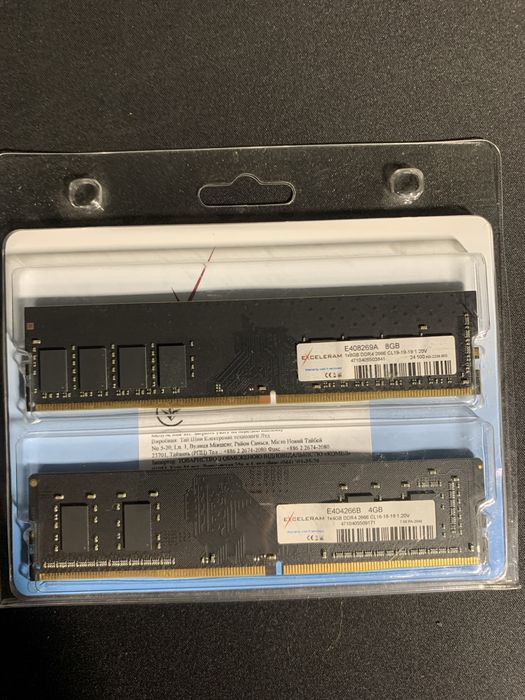 Оперативна Память 8гб+4гб 2666мб exceleram