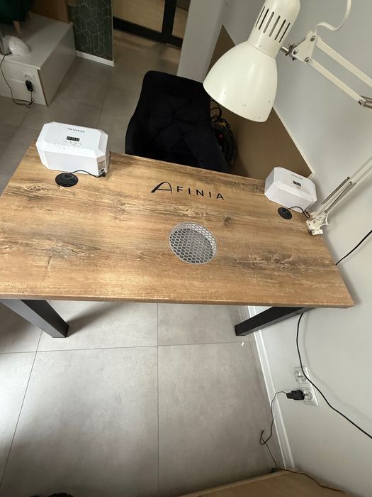 Biurko kosmetyczne  AFINIA Loft z pochłaniaczem pyłu NDC2000