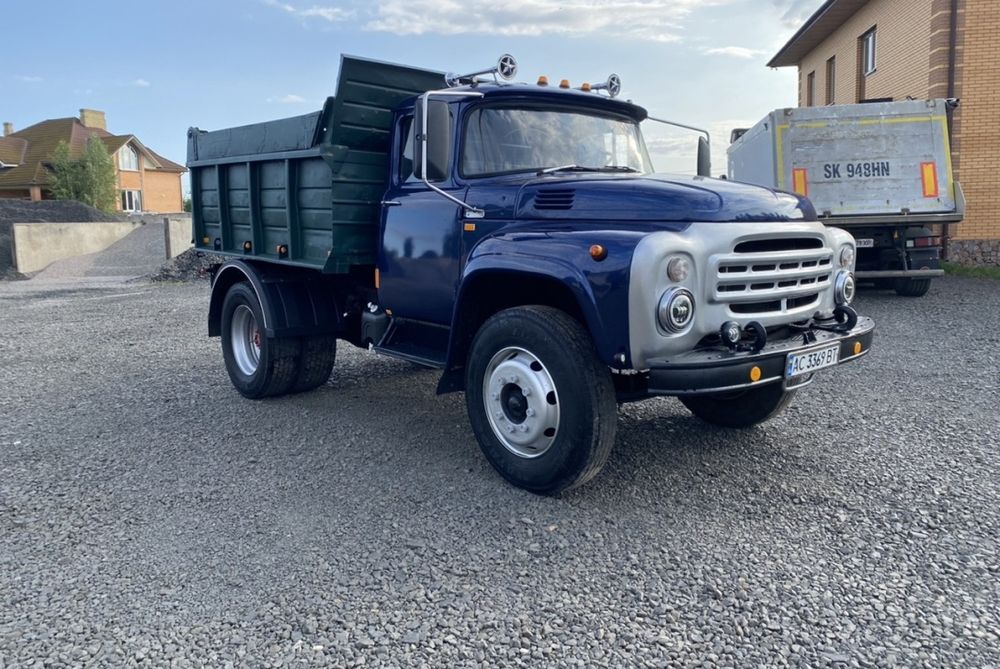 Вивоз мусора.песок щебень отсев Бут чернозем перегной.