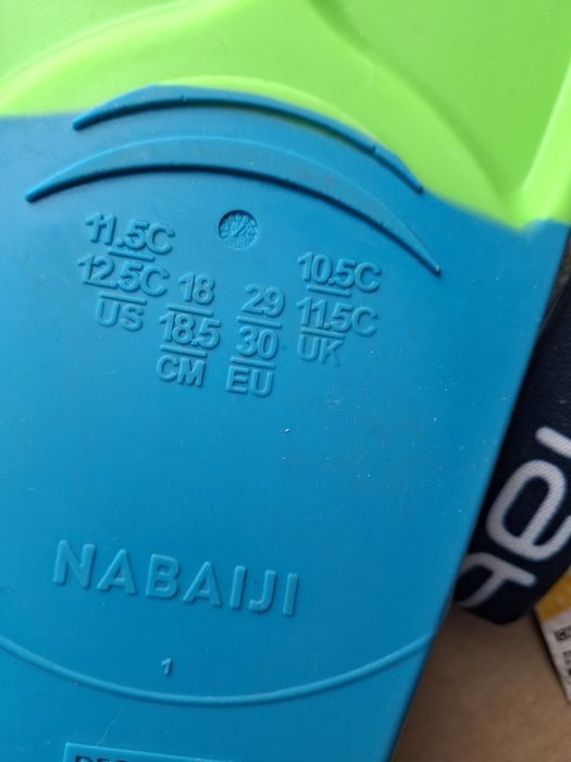 Nadadeira de Natação Pala Curta Nabaiji