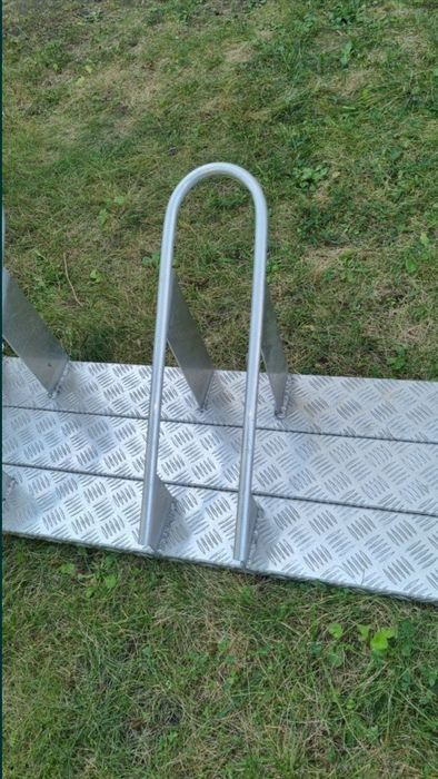 Stojak pod Motocykle , Laweta Pomoc Drogowa Fitzel Algema Ramsey