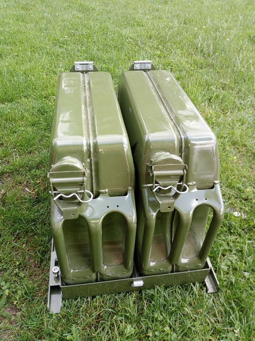 2 x 20 L KANISTER GELG + Mocowanie bagażnik dachowy