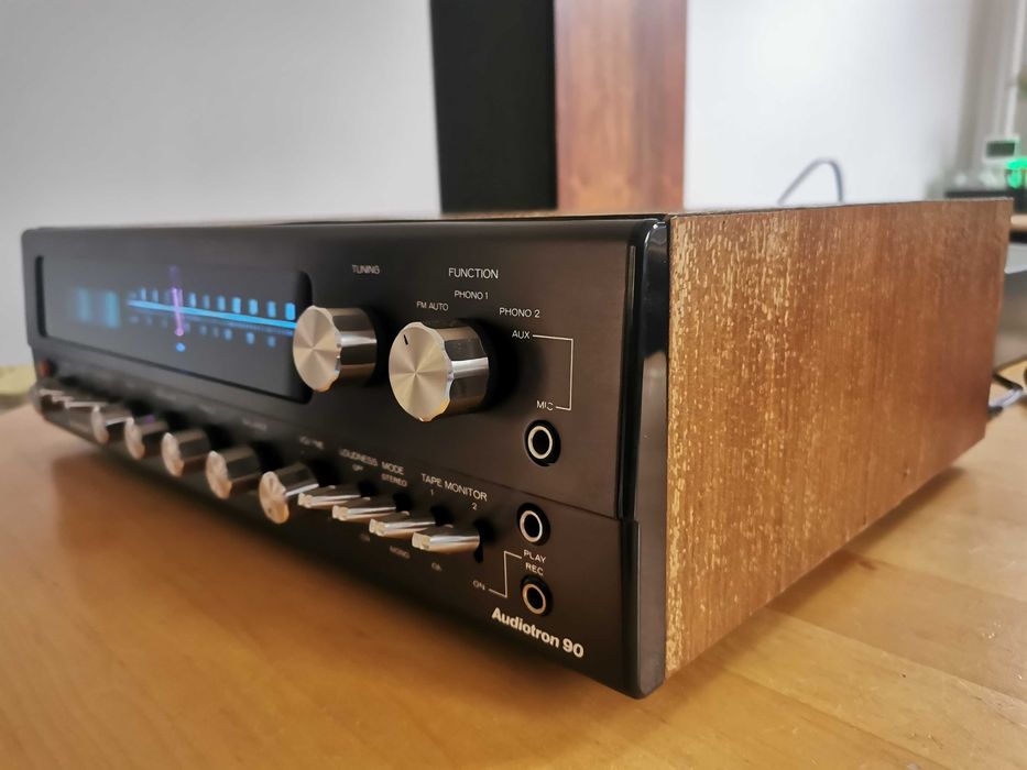 Amplituner BLAUPUNKT Audiotron 90