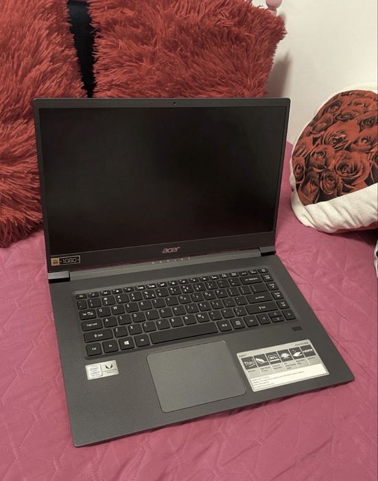 Laptop Acer Aspire 7 A715-73G-78Y3