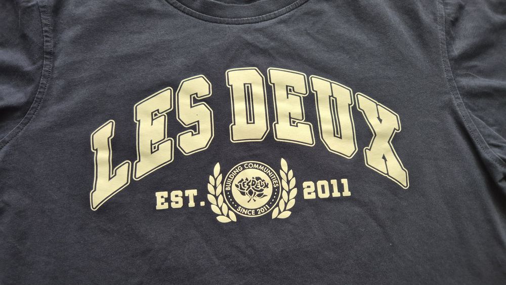 Les deux t-shirt L
Niewiele używany