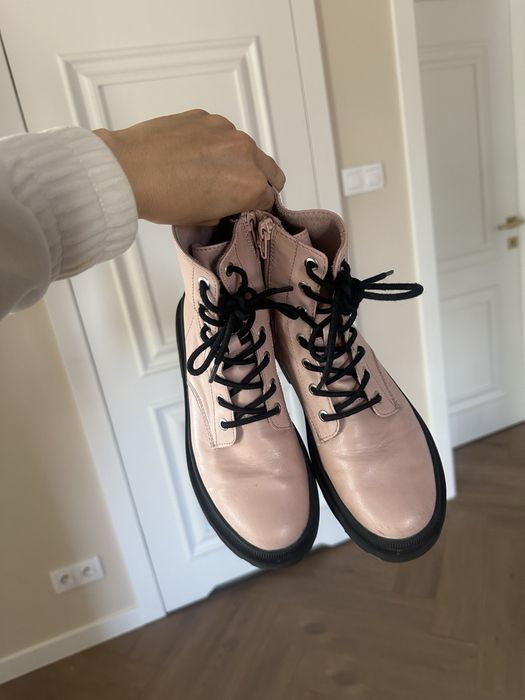 Buty workery czarna podeszwa trapery sztybletki botki wiazane