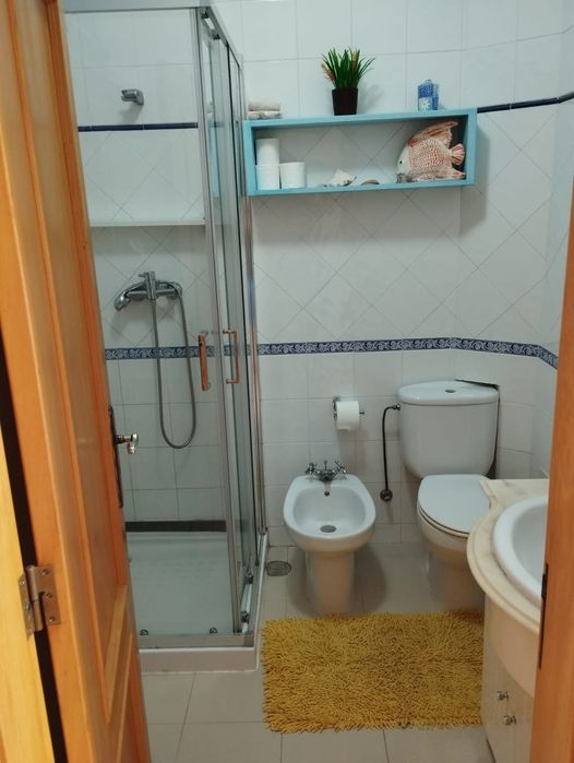 Apartamento T1  para arrendamento época baixa (Setembro  a Junho)