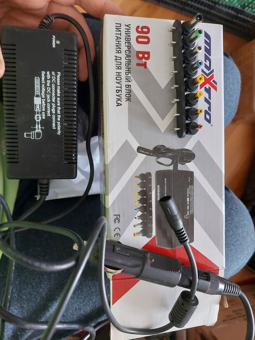 Блок живлення для ноутбука від прикурювача 12В