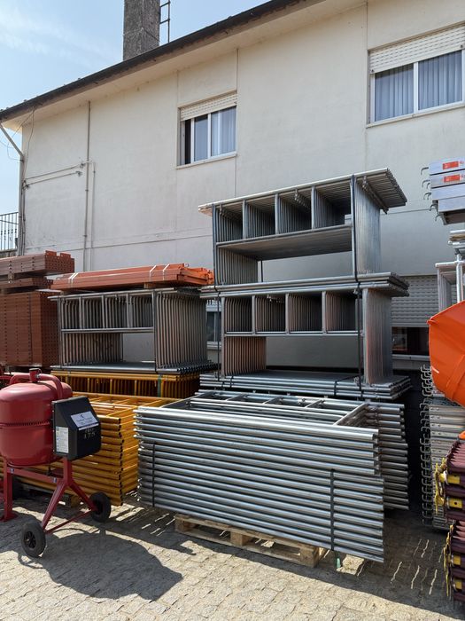 Galvanized Traditional Scaffolding Platform64285044666497124