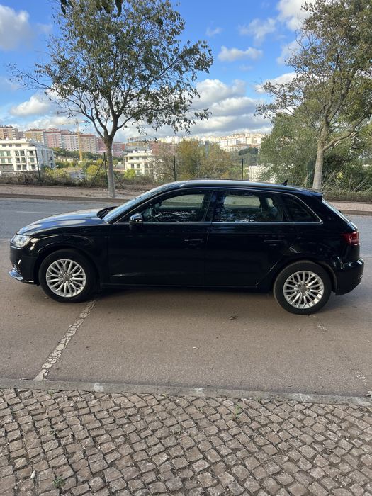Vendo audi A3 Sportback 1.0 TFSI — photo 2