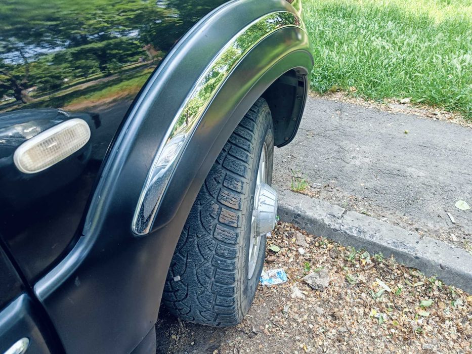 Надёжное личное  авто для любой погоды ,для любого дорожного покрытия.