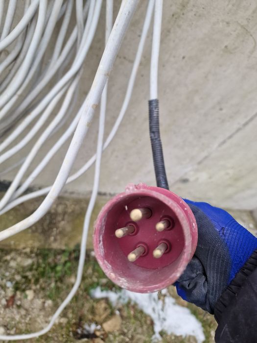 Przedłużacz 50m  5×2.5---rozdzielnia